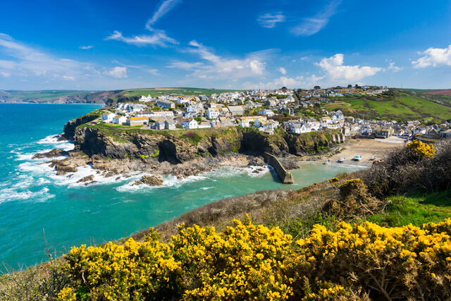 View of Port Isaac harbour and the surrounding coastline