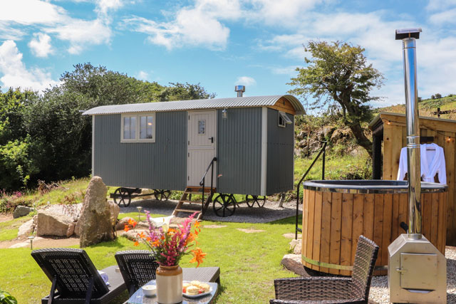Bosulla Shepherds Hut, Penzance