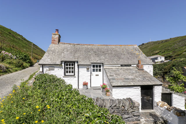 External view of Harbour Cottage, Boscastle