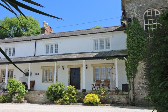 Sea Cliff Cottage in Pentewan - Best Walks in Cornwall